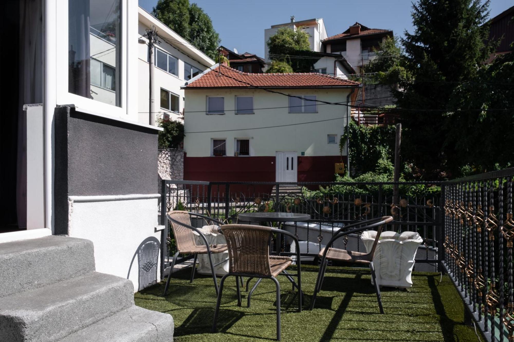 Citadela Suites - Free Parking Sarajevo Ngoại thất bức ảnh