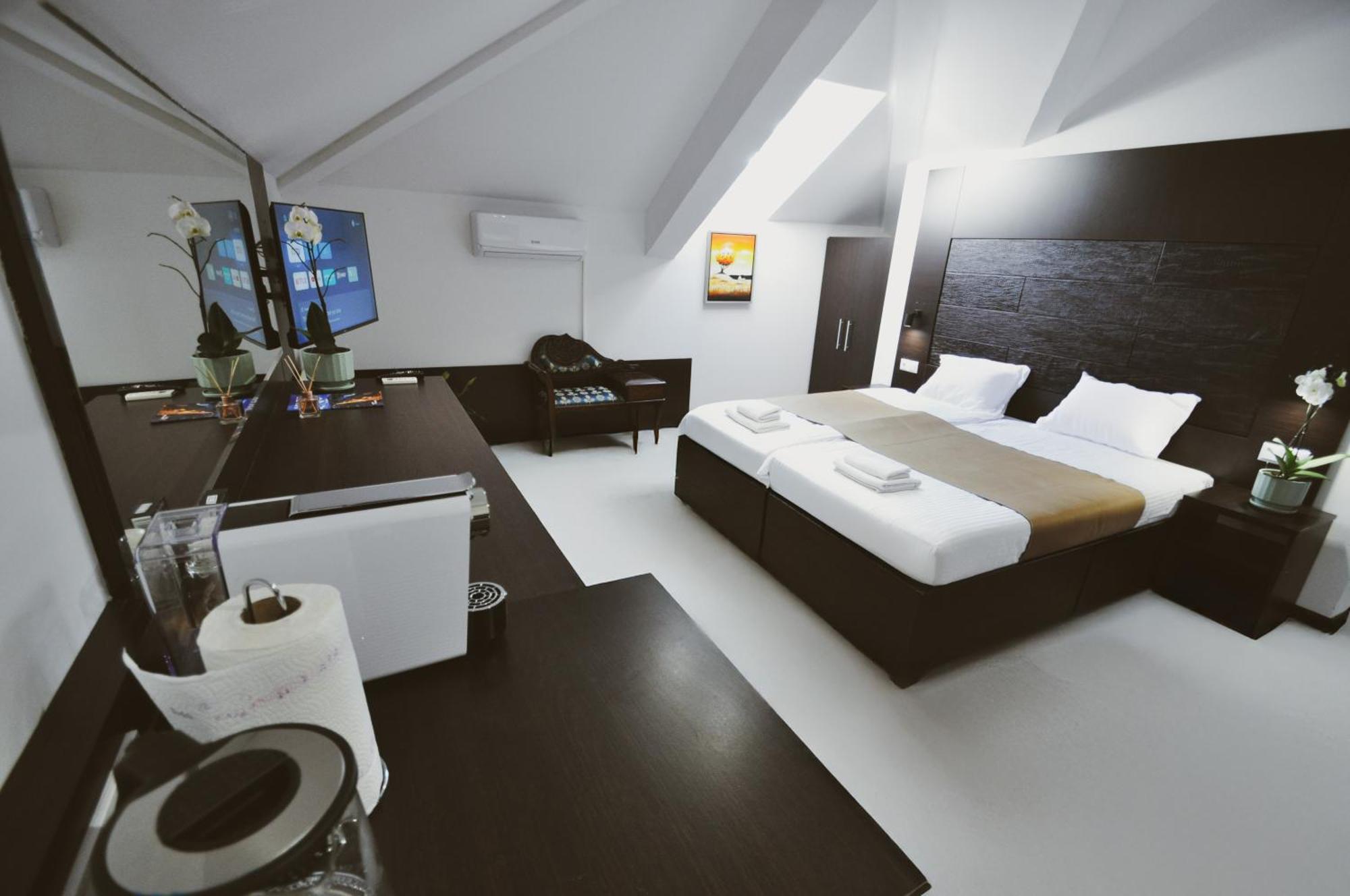 Citadela Suites - Free Parking Sarajevo Ngoại thất bức ảnh