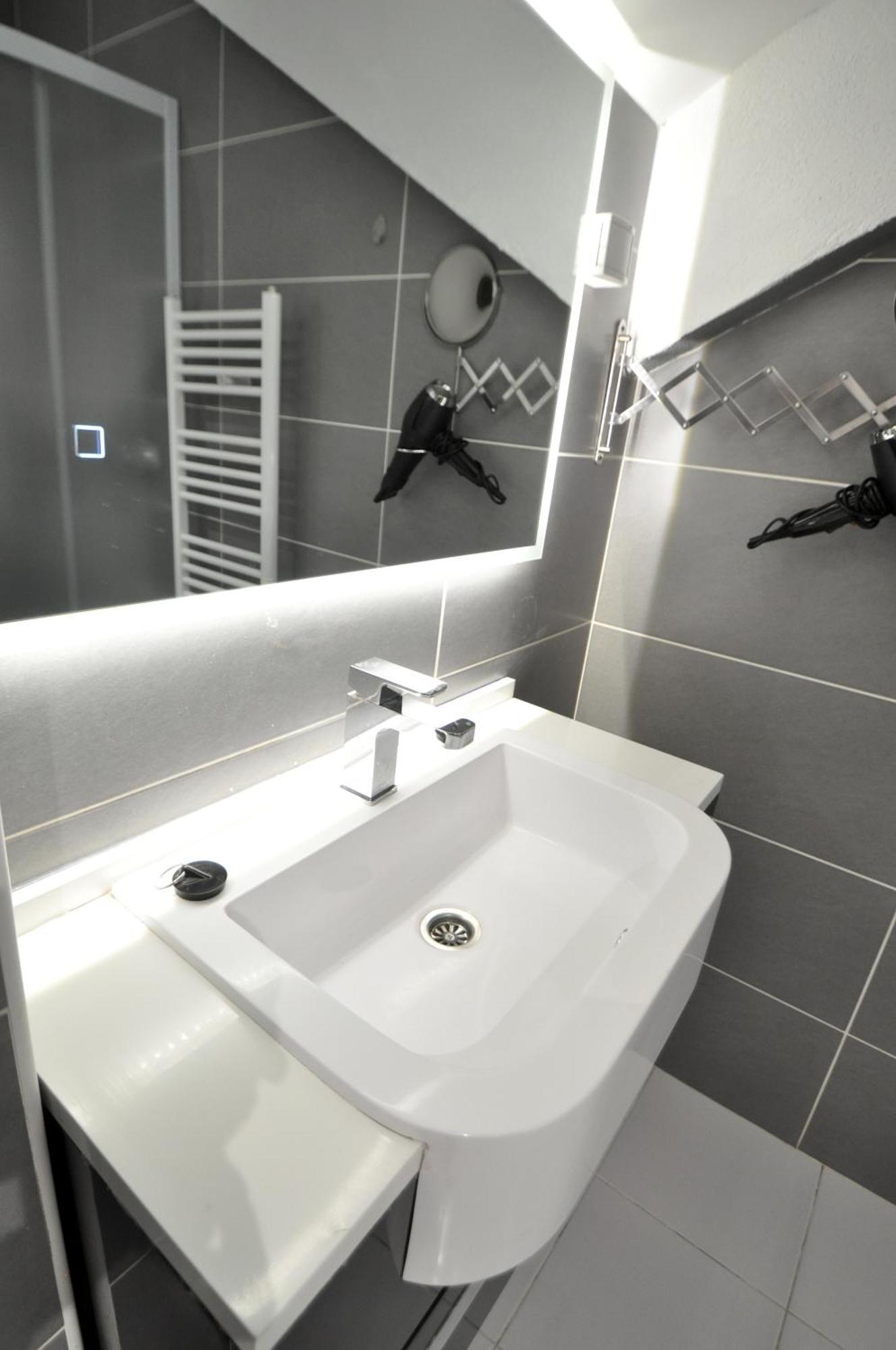Citadela Suites - Free Parking Sarajevo Ngoại thất bức ảnh
