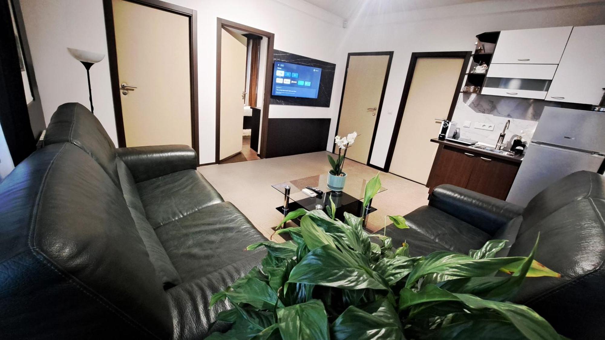 Citadela Suites - Free Parking Sarajevo Ngoại thất bức ảnh