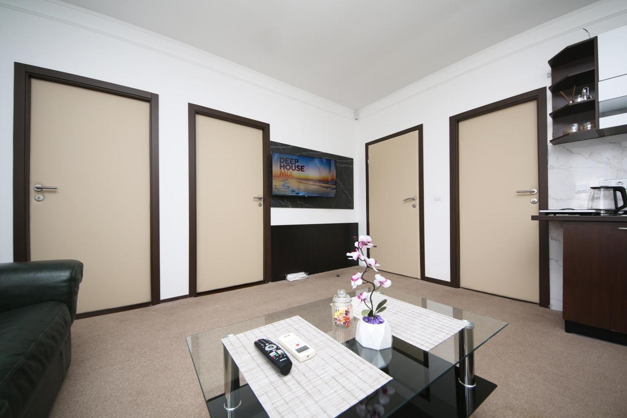 Citadela Suites - Free Parking Sarajevo Ngoại thất bức ảnh